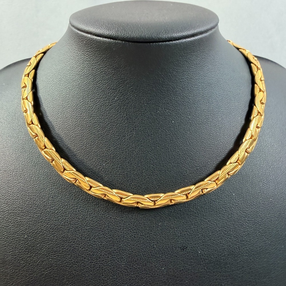 Vintage Trifari Gold Tone CHOKER 12" to 14" ONLY Necklace Textured Chunky Links